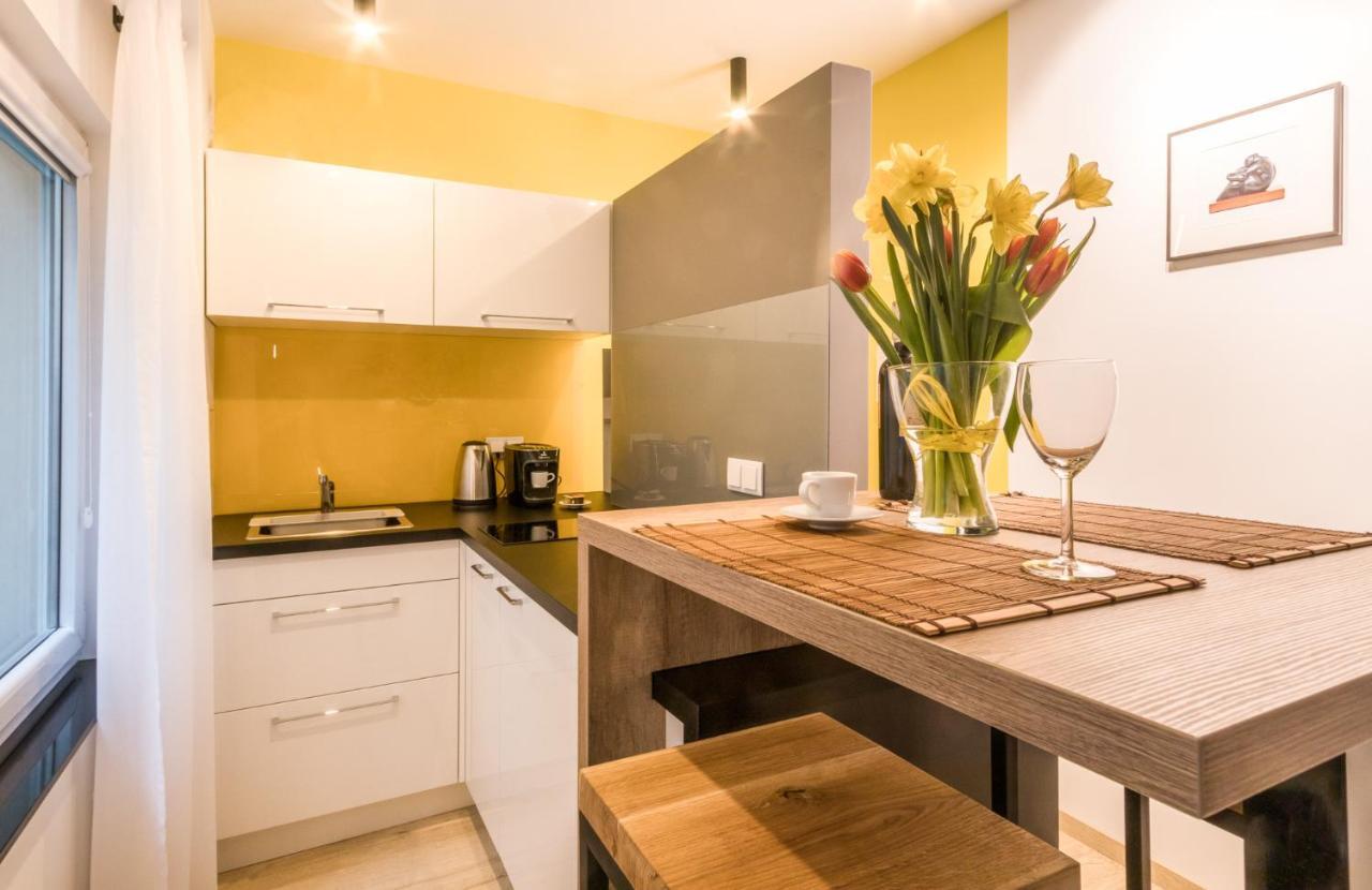 Apartment Kobro - New City Center Of Lodz Εξωτερικό φωτογραφία